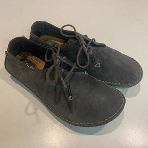 CLARKS JANEY MAE OXFORDS DARK GREY SUEDE COMFORT LACE UP WOMENS SZ 9 EU 40